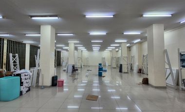 Ruko Gandeng 5 Jarang Ada depan TOL Kapuk JORR Cengkareng Jakarta Barat