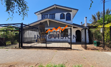 Inmovision Gestión Inmobiliaria ARRIENDA Amplia Propiedad