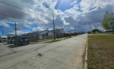 Vende Casa esquina con Departamento independiente Alerce Norte Puerto Montt.
