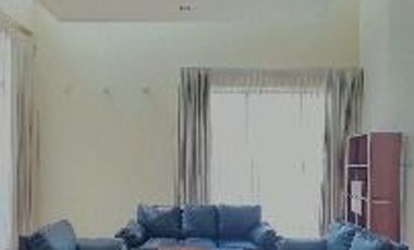 DISEWAKAN RUMAH VILLA BUKIT REGENCY 1