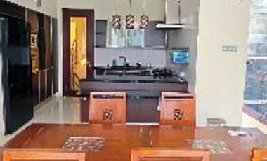 DISEWAKAN RUMAH VILLA BUKIT REGENCY 1