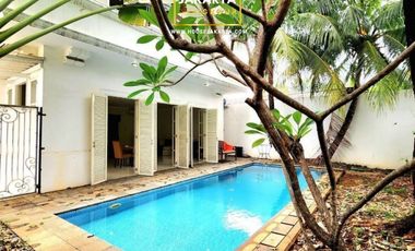 DIJUAL RUMAH KEMANG DALAM TOWNHOUSE