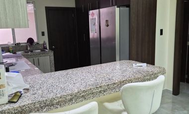 Propiedad por el redondel del aeropuerto - Manta