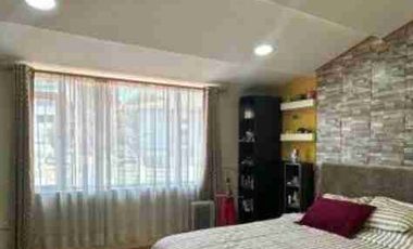 VENTA DE HERMOSA CASA EN CALDERON DENTRO DE URBANIZACION PRIVADA.CERCA AL HOSPITAL DOCENTE DE CALDERON.