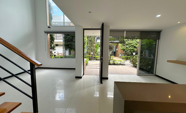 Casa exclusiva en el barrio buque en condominio