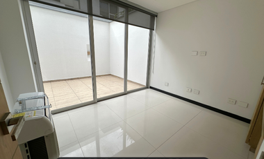 Casa exclusiva en el barrio buque en condominio