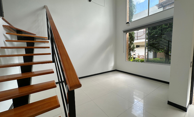 Casa exclusiva en el barrio buque en condominio