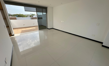 Casa exclusiva en el barrio buque en condominio