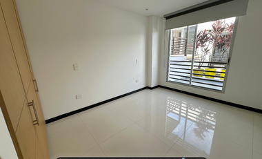 Casa exclusiva en el barrio buque en condominio