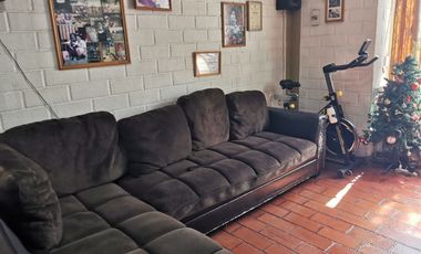 Pudahuel Venta Preciosa Casa 2 Pisos 4D 2B Regularizada