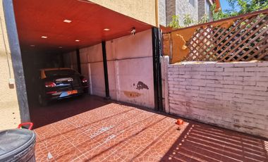 Pudahuel Venta Preciosa Casa 2 Pisos 4D 2B Regularizada