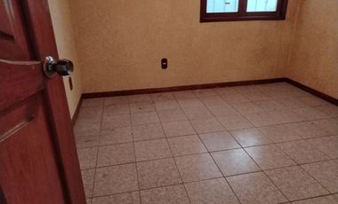 CASA EN VENTA LOMAS DEL CRESTON