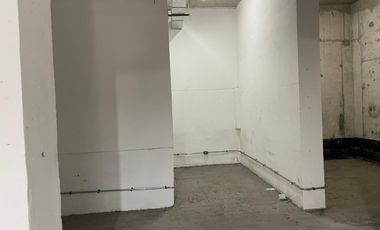 ARRIENDO  Local comercial de 102,38 m2, Metro Vicuña Mackenna, La Florida