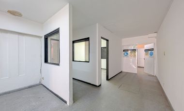 DEPOSITO Y OFICINAS - PH DE 3 DORMITORIOS - TERRAZA - COCHERAS - REPUBLICA DE LA SEXTA