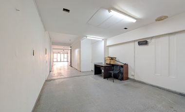 DEPOSITO Y OFICINAS - PH DE 3 DORMITORIOS - TERRAZA - COCHERAS - REPUBLICA DE LA SEXTA