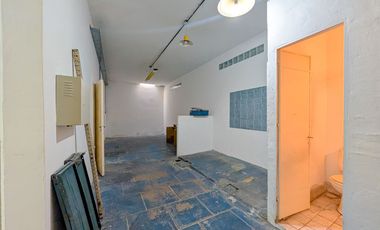 DEPOSITO Y OFICINAS - PH DE 3 DORMITORIOS - TERRAZA - COCHERAS - REPUBLICA DE LA SEXTA