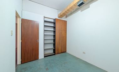 DEPOSITO Y OFICINAS - PH DE 3 DORMITORIOS - TERRAZA - COCHERAS - REPUBLICA DE LA SEXTA