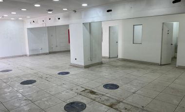 ARRIENDO  Local comercial de 124,09 m2, Metro Vicuña Mackenna, La Florida
