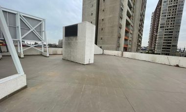 ARRIENDO  Local comercial de 1.690 m2 en 3 pisos, Metro V. Mackenna