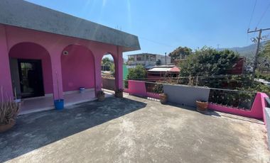 SE VENDE CASA EXCELENTE PARA NEGOCIO COMERCIAL POR SU UBICACION  CALLE CENTRAL SUR