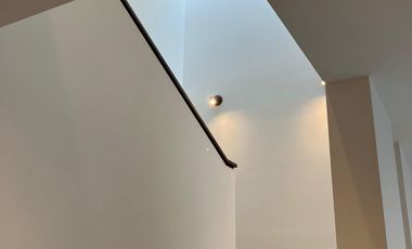 Casa en Venta en Priv. Cimera a 5 min de Villamagna