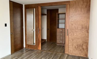 Casa en Venta en Priv. Cimera a 5 min de Villamagna