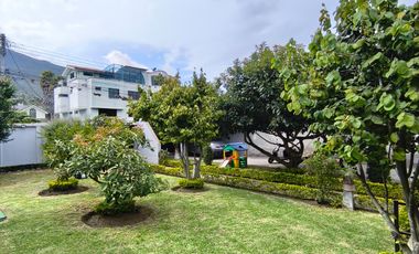 Venta de Casa un solo andar con Amplio Terreno, Sector La Pampa, Ecuador