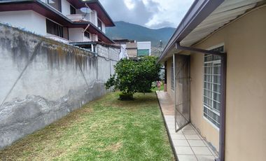 Venta de Casa un solo andar con Amplio Terreno, Sector La Pampa, Ecuador