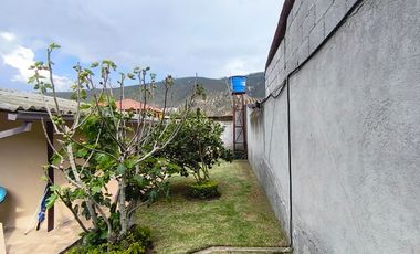 Venta de Casa un solo andar con Amplio Terreno, Sector La Pampa, Ecuador