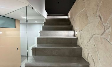 En RENTA hermosa casa de DISEÑO ÚNICO en Jade Sur Zibatá