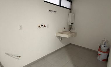 En RENTA hermosa casa de DISEÑO ÚNICO en Jade Sur Zibatá