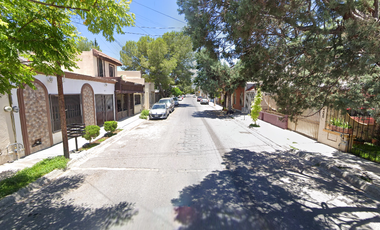 GRAN REMATE!!! Hermosa casa en zona de alta plusvalia. Magisterio, Magisterio Secc 38, 25294 Saltillo, Coah.