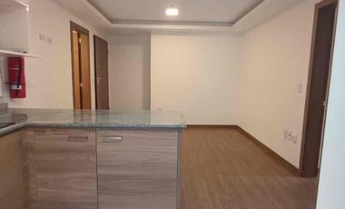 Se Renta Suit edificio Zoe