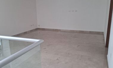 Casa en Lomas.de. Angelópolis,en renta con 5 recámaras. Una recámara en planta baja