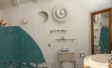 Casa con taller de artista en Santa María Ahuacatitlan, Cuernavaca