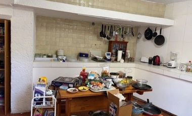 Casa con taller de artista en Santa María Ahuacatitlan, Cuernavaca