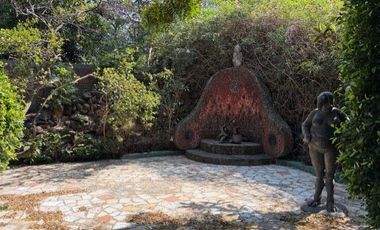 Casa con taller de artista en Santa María Ahuacatitlan, Cuernavaca
