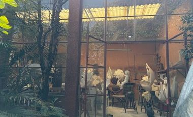 Casa con taller de artista en Santa María Ahuacatitlan, Cuernavaca