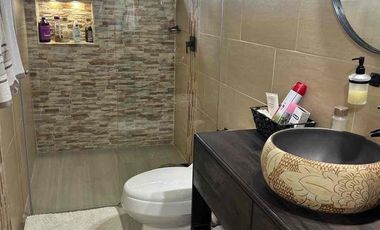 espectacular casa finca en venta en exclusiva y completa parcelacion en el retiro Antioquia.