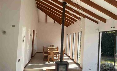 Venta Casa en Parcela 225 mts 6200 terreno de 4 dorm2Bañ Paine