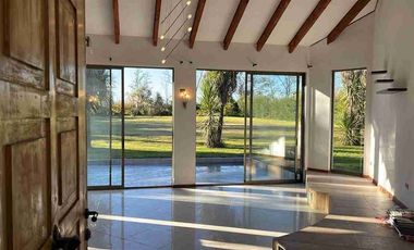 Venta Casa en Parcela 225 mts 6200 terreno de 4 dorm2Bañ Paine