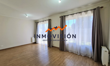 Inmovisión Gestión Inmobiliaria ARRIENDA Práctica y acogedora Casa
