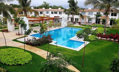 Residencial Villa Paradiso Casa de 3 recamaras - Coto con 3 albercas