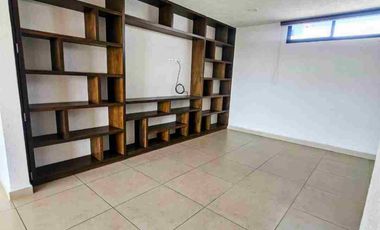 CASA EN RENTA EN LOMAS DE ANGELÓPOLIS OPCIÓN A 4A RECÁMARA