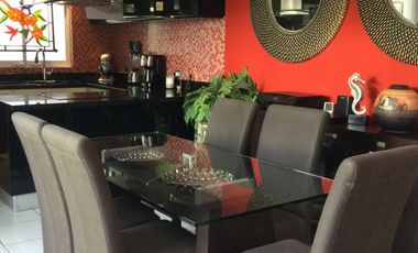 Excelente oportunidad en Las Moras con excedente de terreno