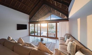 Luxury Ocean View Villa in Kuta Mandalika