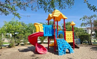 ¡Casa Ampliada en La Primavera! 3 Rec + Estudio + Oficina.