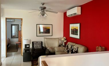 Excelente oportunidad en Las Moras con excedente de terreno