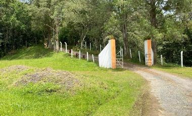 LOTE CONJUNTO CERRADO EN MONIQUIRA BOYACA