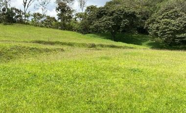 LOTE CONJUNTO CERRADO EN MONIQUIRA BOYACA